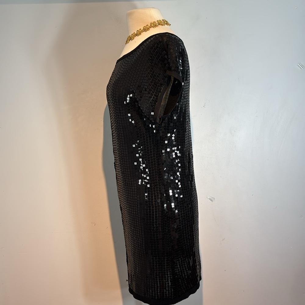 BEBE Black Sequin shift Dress short sleeves size medium - Picture 5 of 12